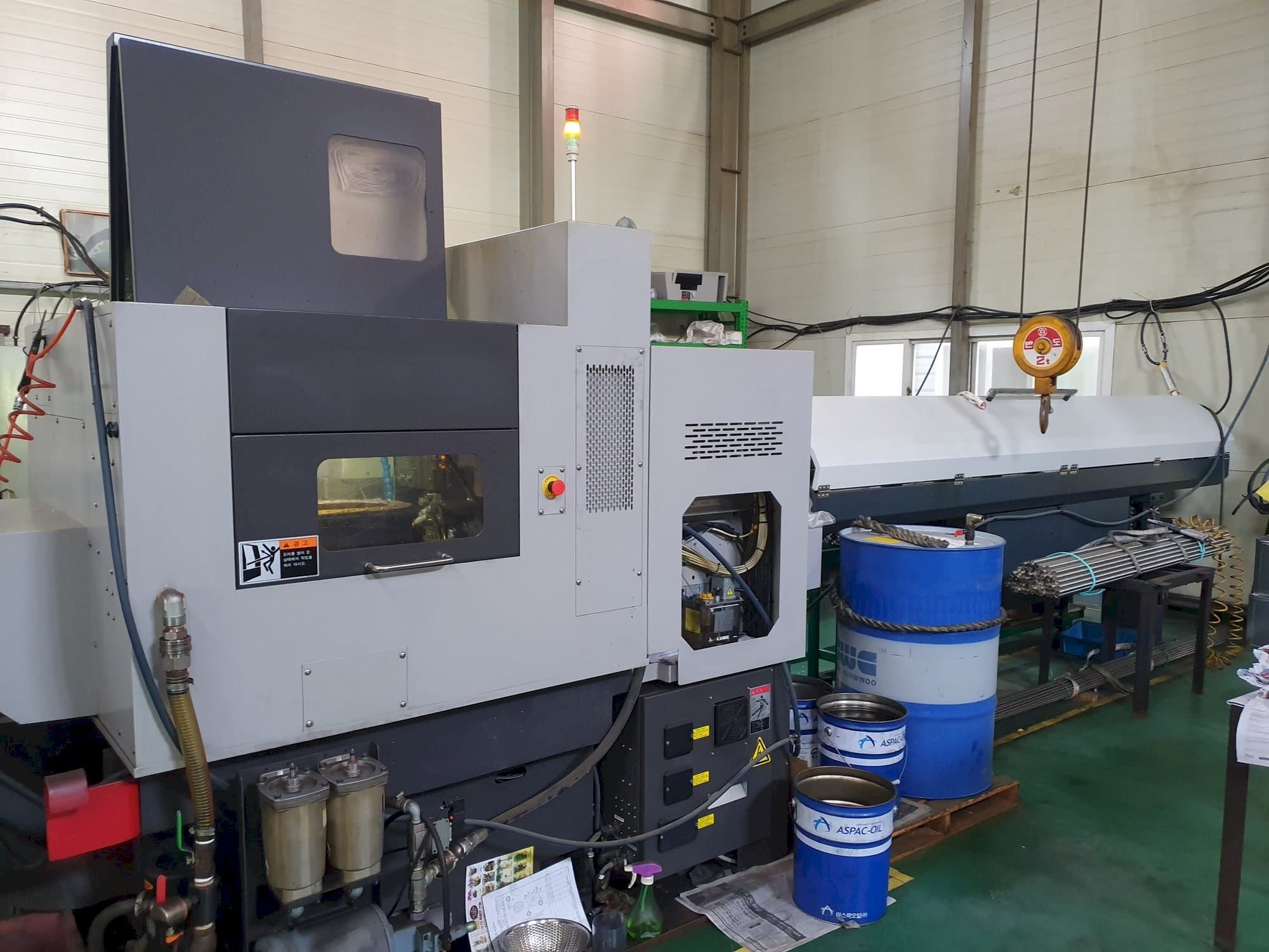 Vista frontal de la máquina TSUGAMI BO266K-Ⅱ