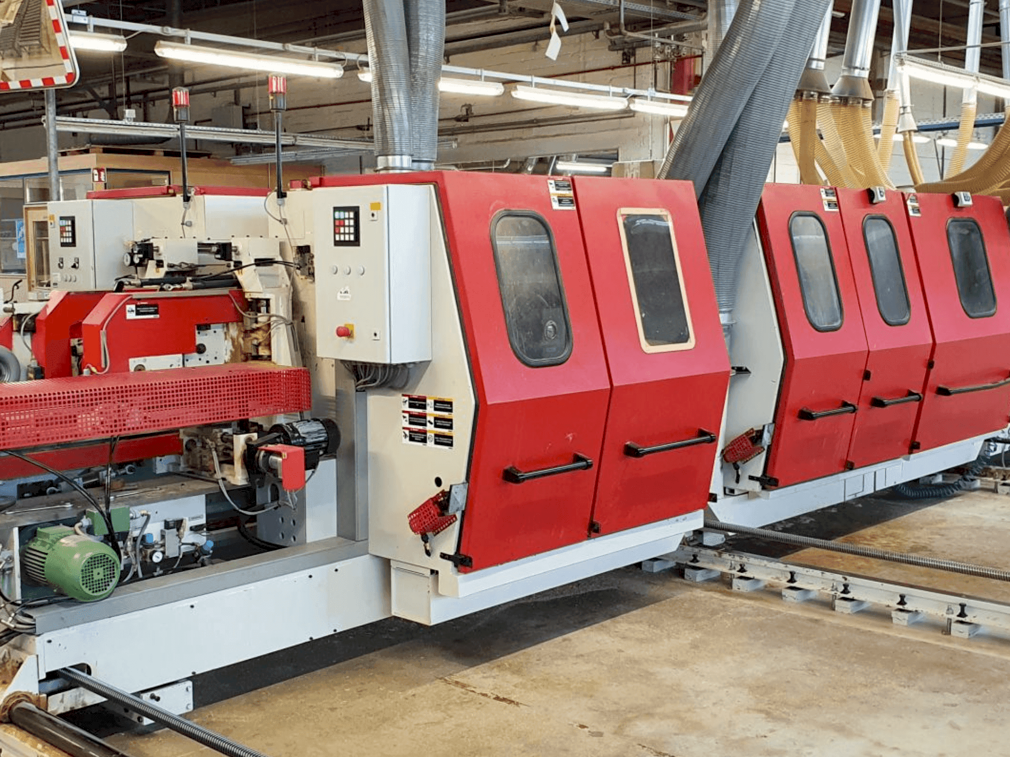 Vista frontal de la máquina WEHRMANN Combima (2007)