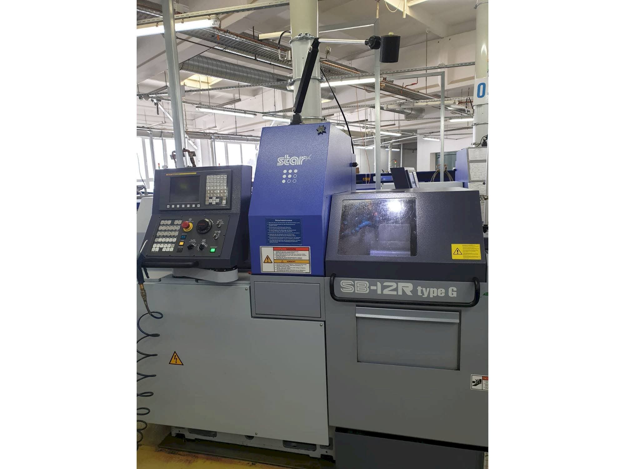 Vista frontal de la máquina Star SB12 RG