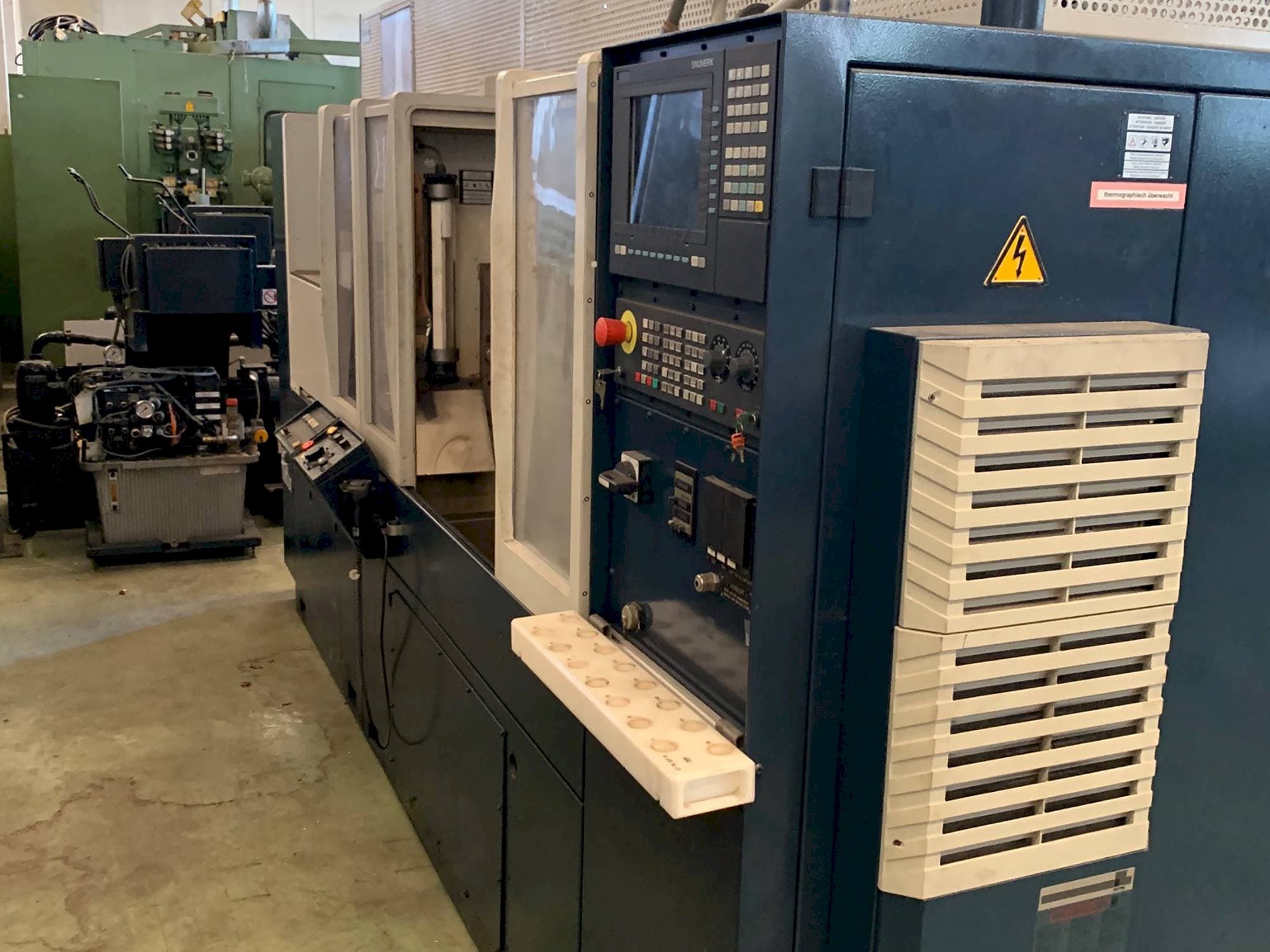 Vista frontal de la máquina SPINNER PD 48