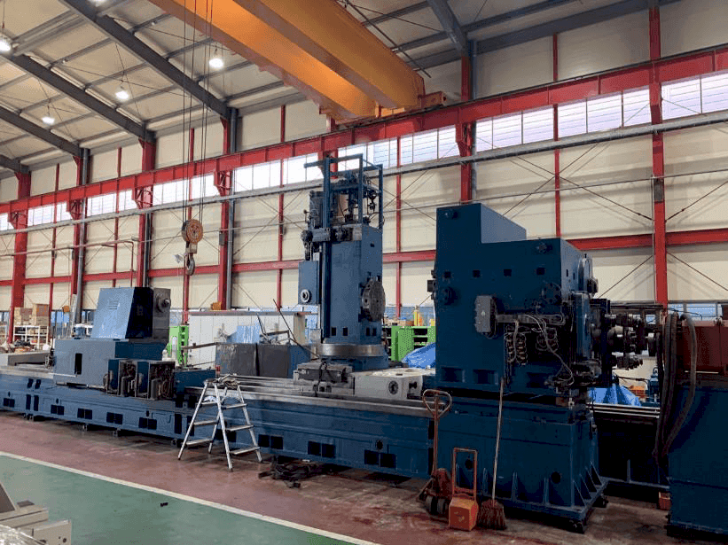 Vista frontal de la máquina SKODA SR2-200NC