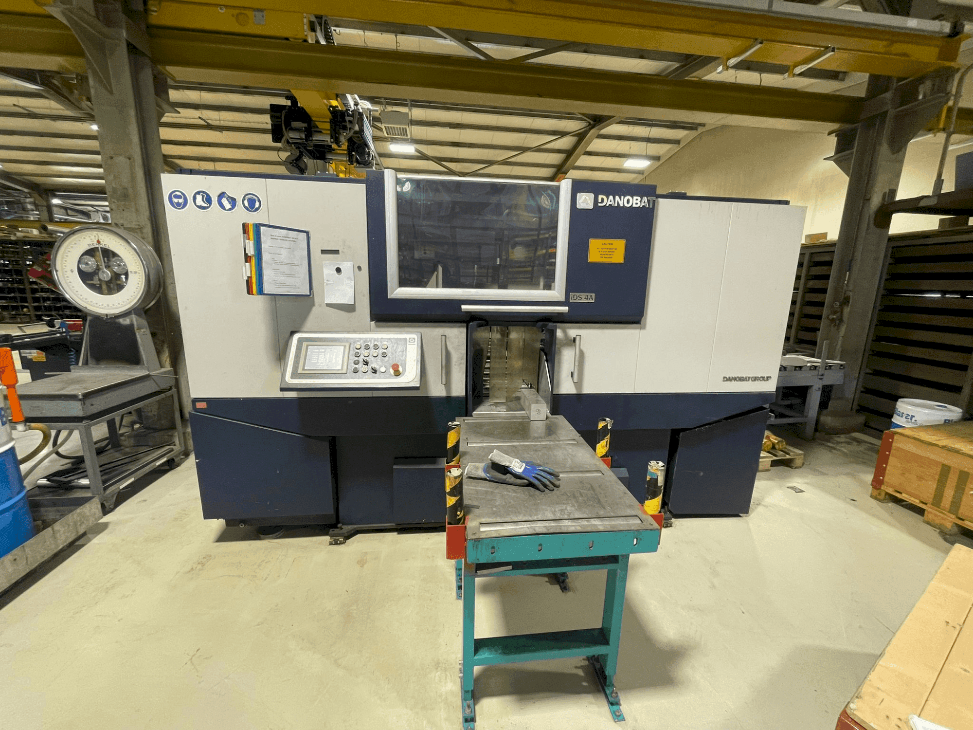 Vista frontal de la máquina DANOBAT IDS 4A
