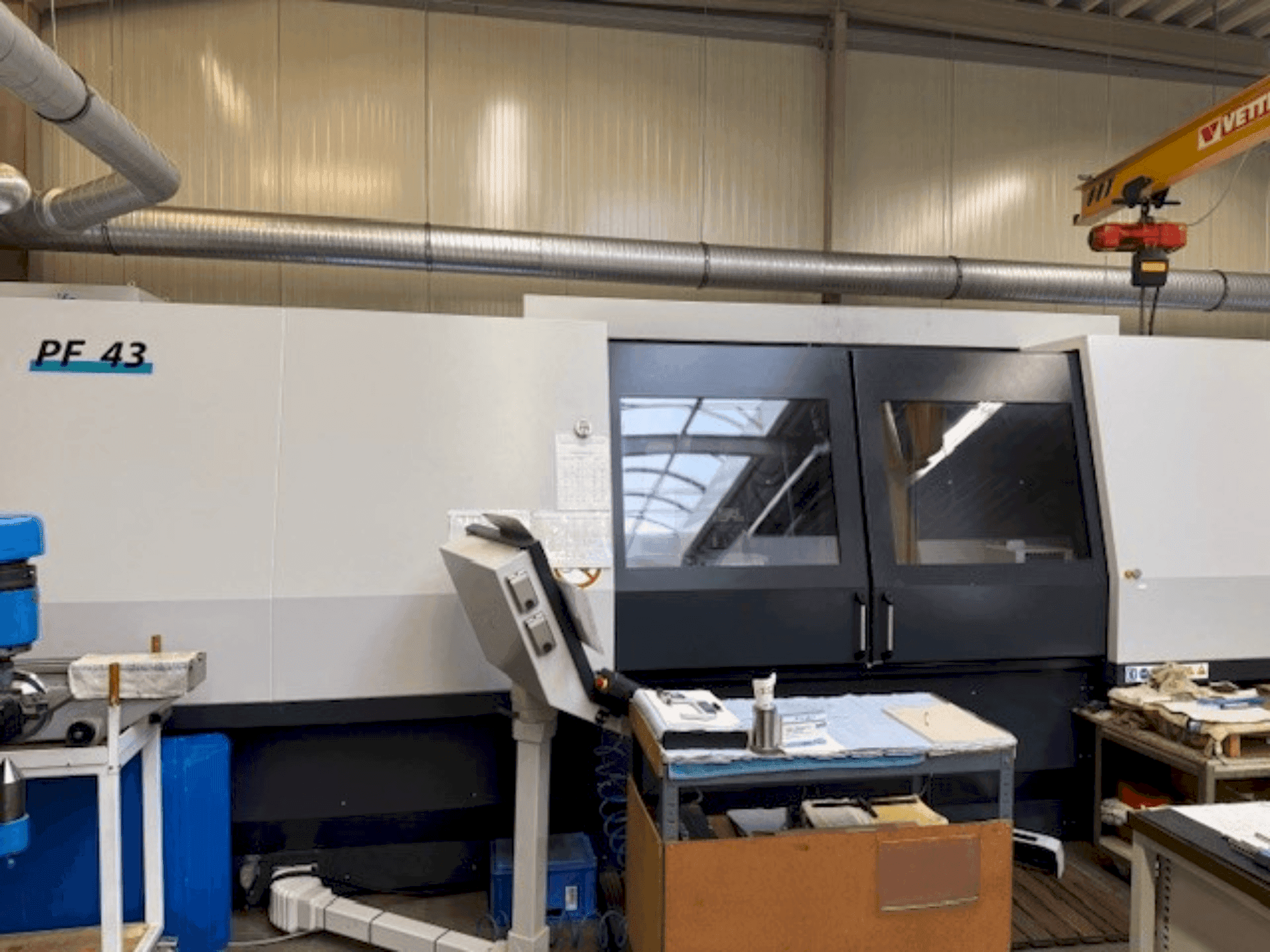 Vista frontal de la máquina Schaudt  GSN PF43