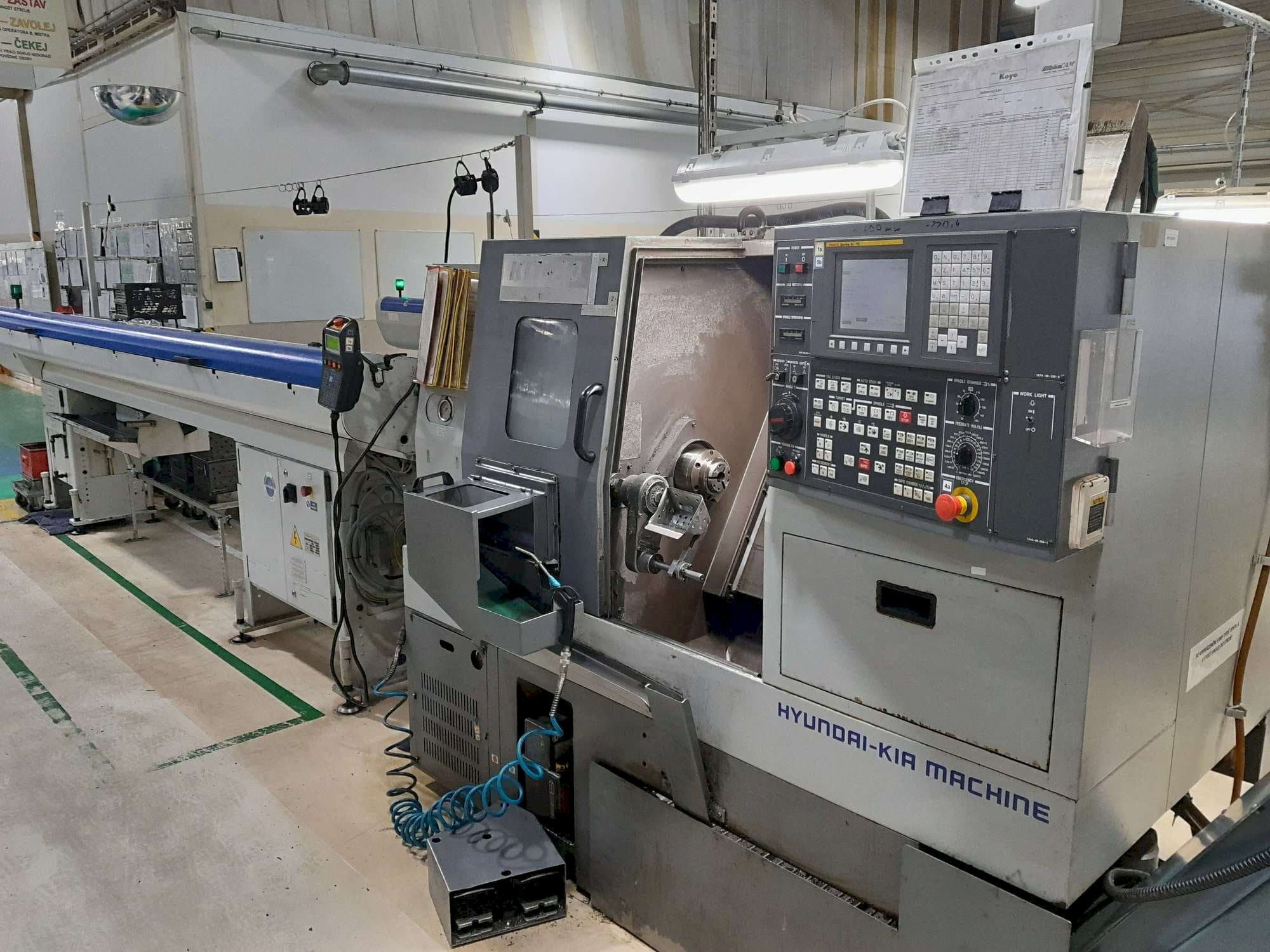 Vista frontal de la máquina Hyundai Kia KIT 450