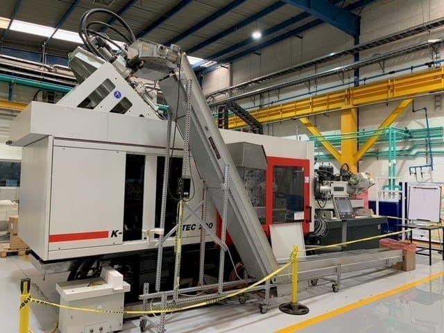 Vista frontal de la máquina Ferromatik K-TEC 200-1000/2F