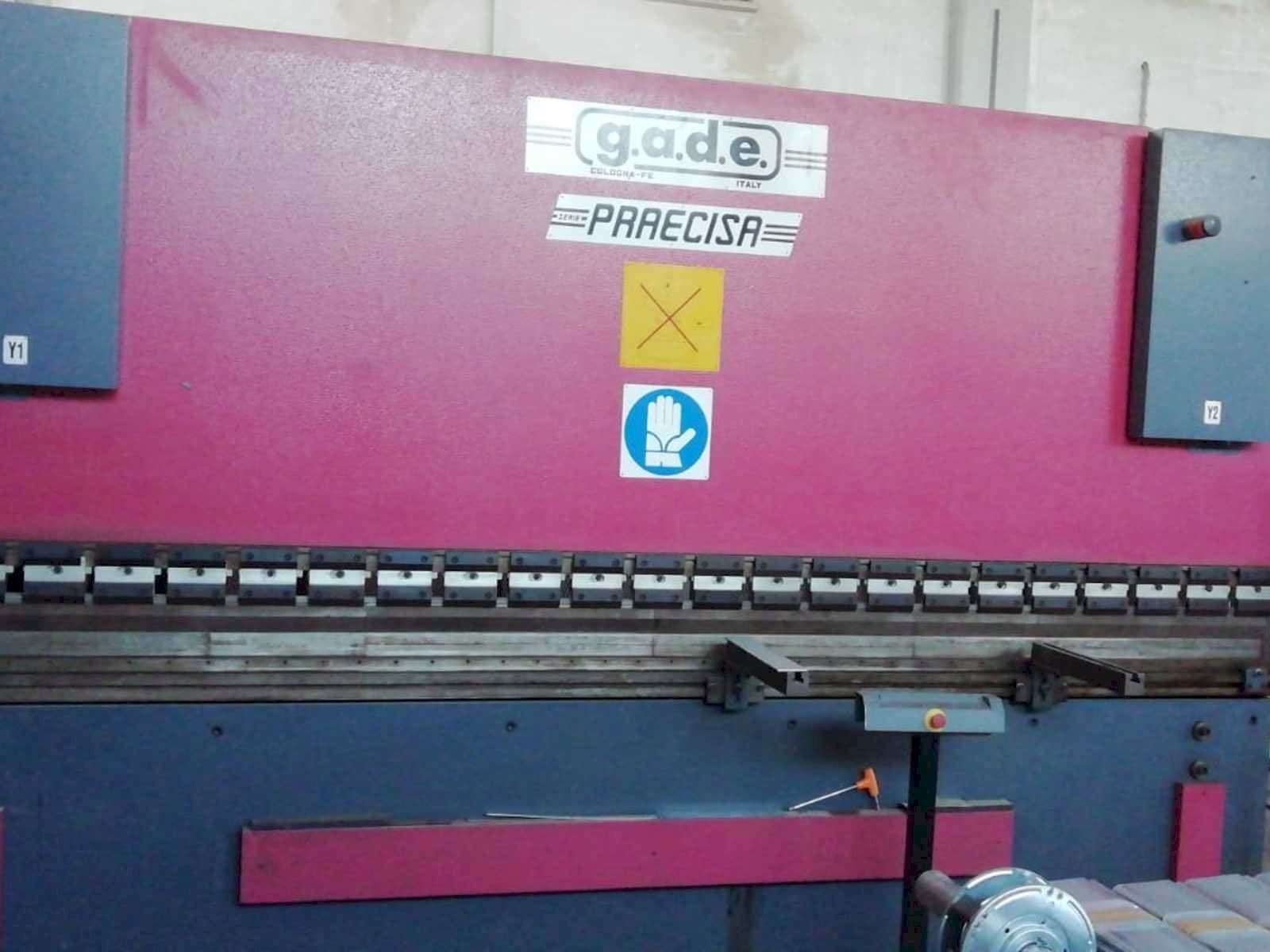 Vista frontal de la máquina Gade PS-C 4120