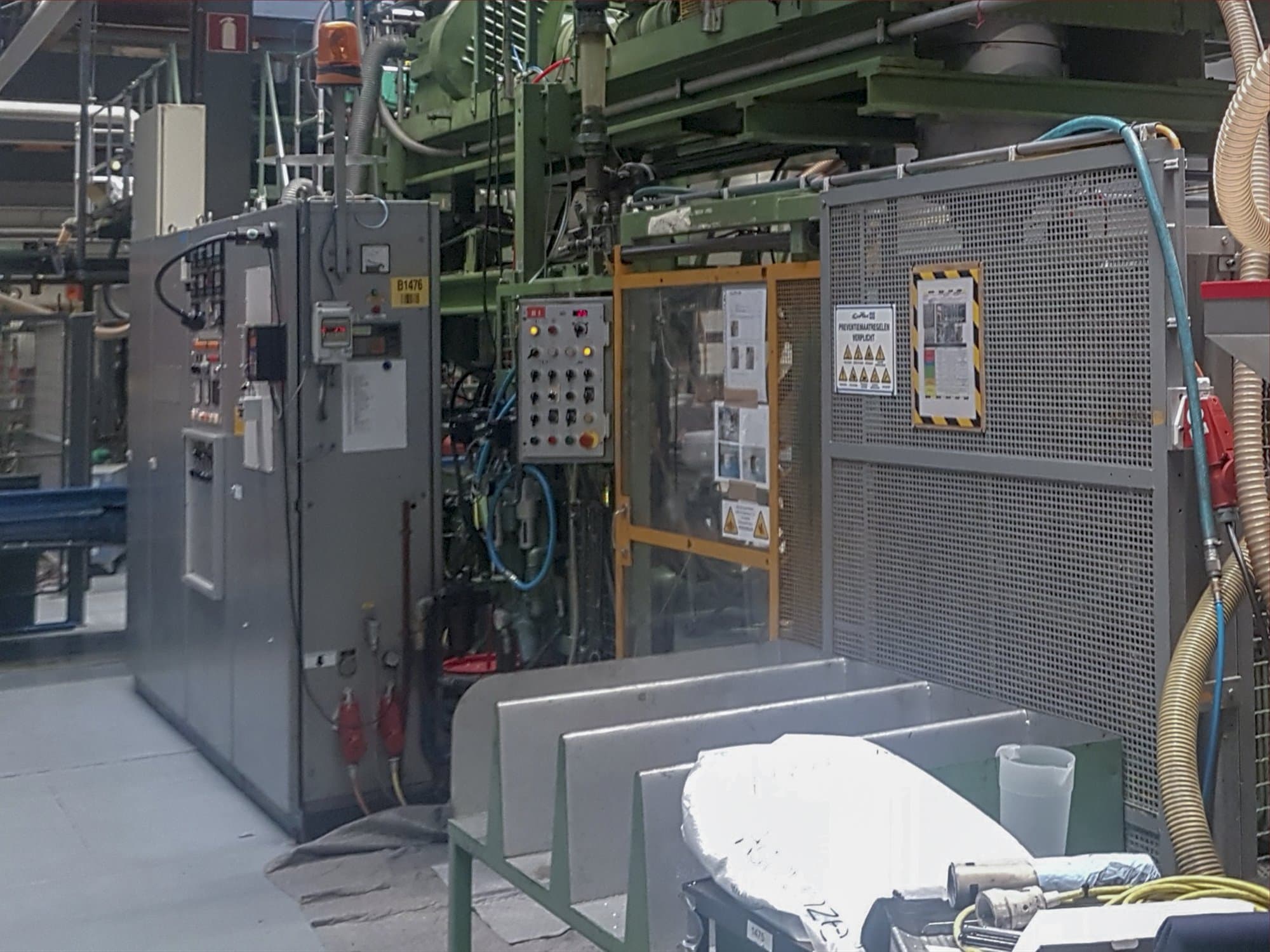 Vista derecha 1 de la máquina BEKUM BA 20 M / S 901