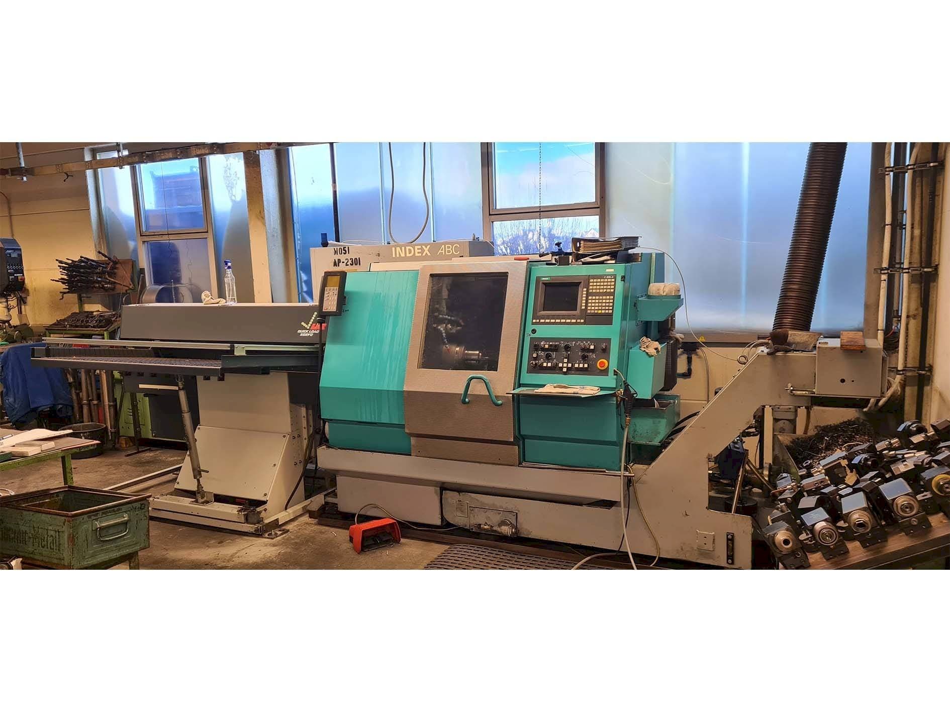 Vista frontal de la máquina Index ABC