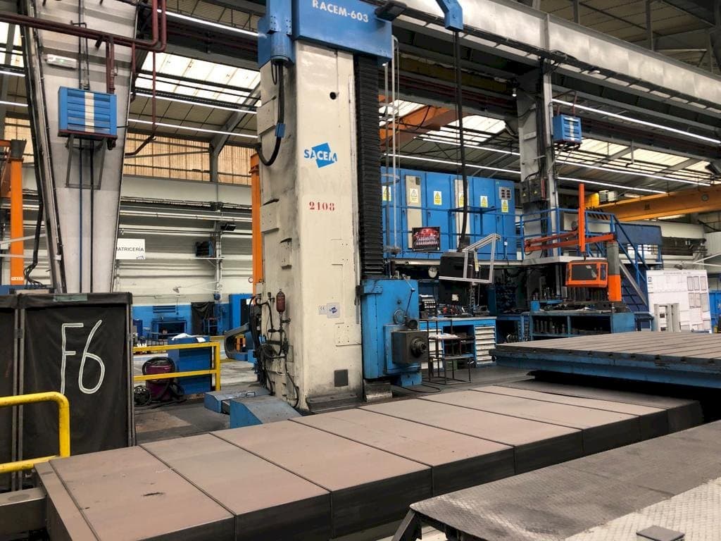 Vista frontal de la máquina Sacem									 Racem-603