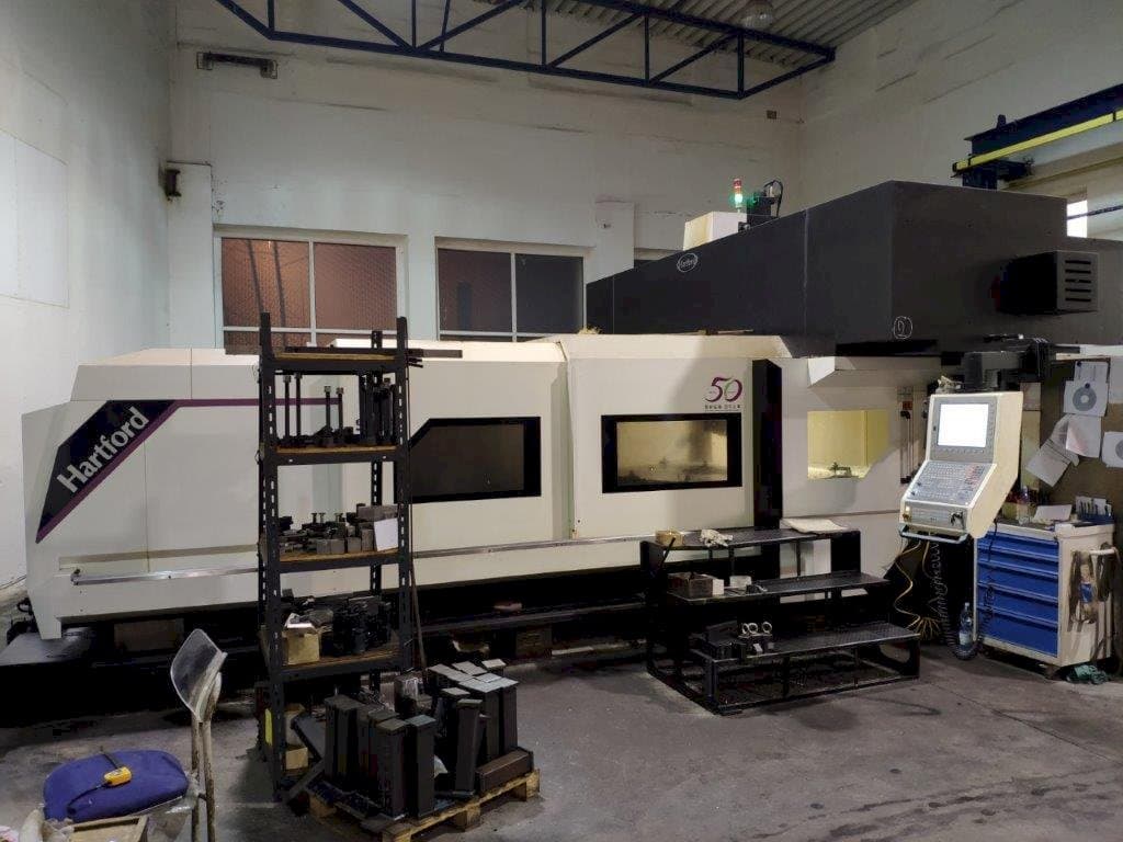 Vista frontal de la máquina Hartford SW-426