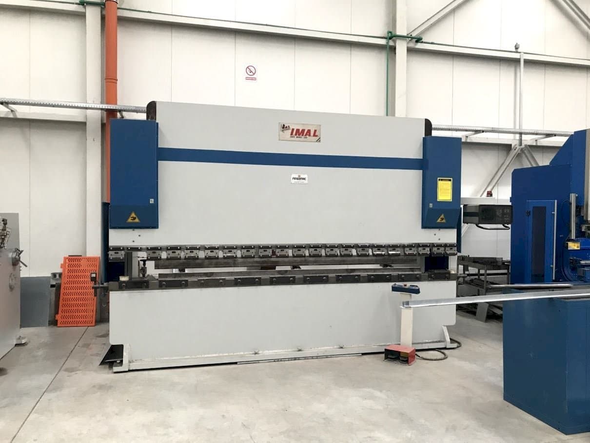 Vista frontal de la máquina I.MA.L. E3A