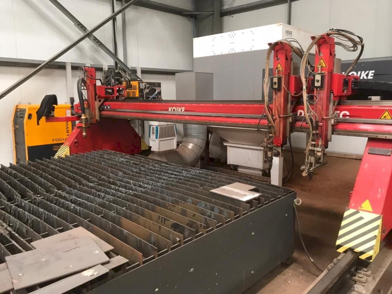 Vista frontal de la máquina KOIKE Deltatec 4500