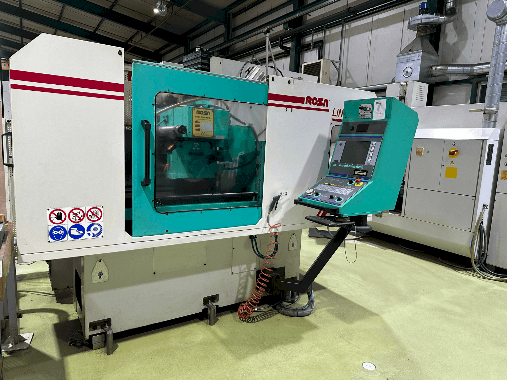 Vista frontal de la máquina ROSA ERMANDO LINEA Iron 08.6