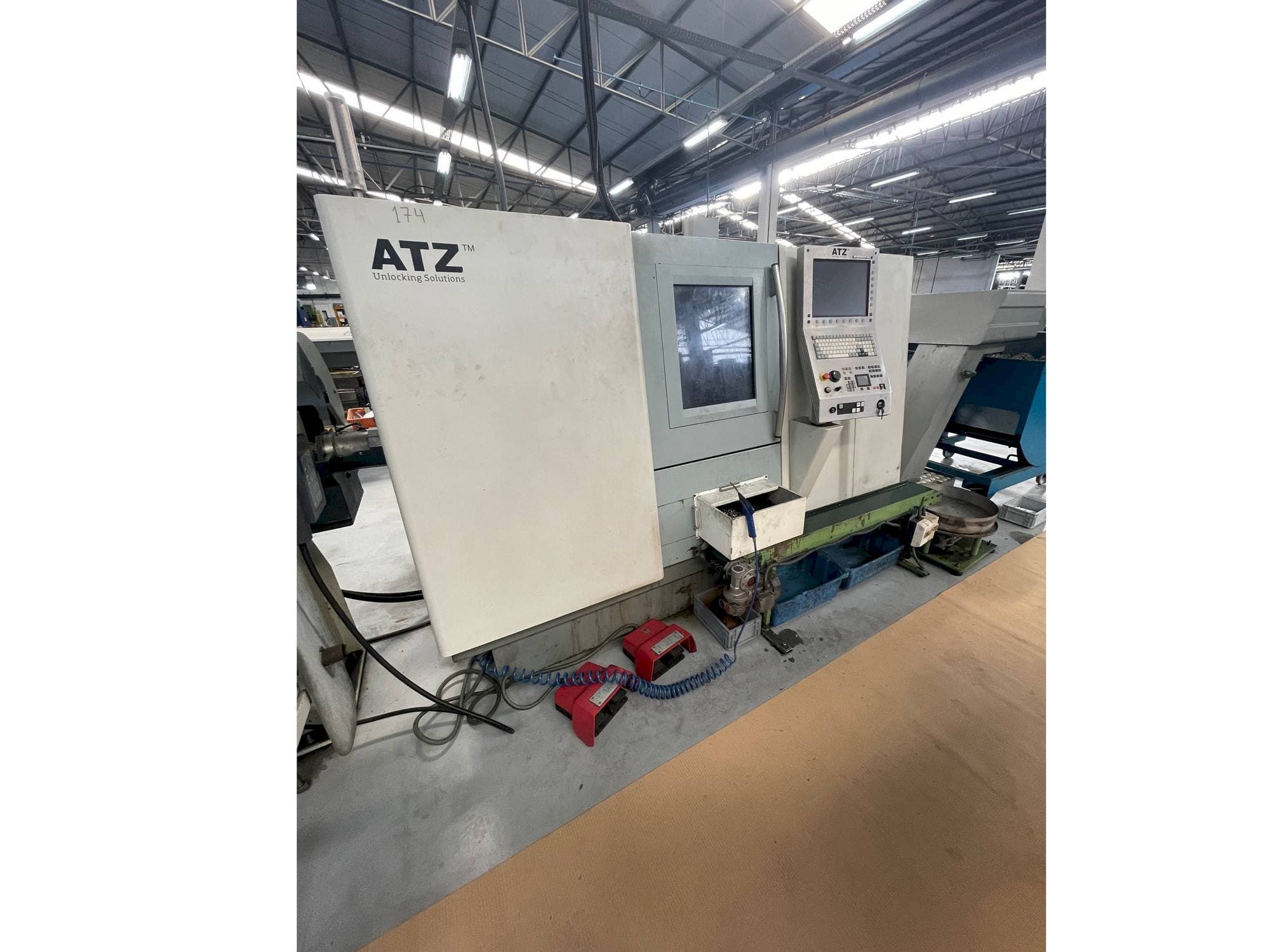 Vista frontal de la máquina Gildemeister CTX 310 V6