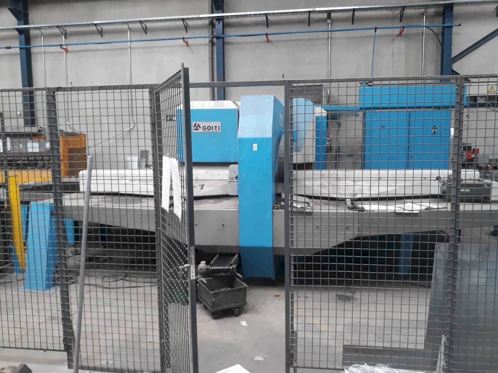 Vista frontal de la máquina GOITI PGA 1