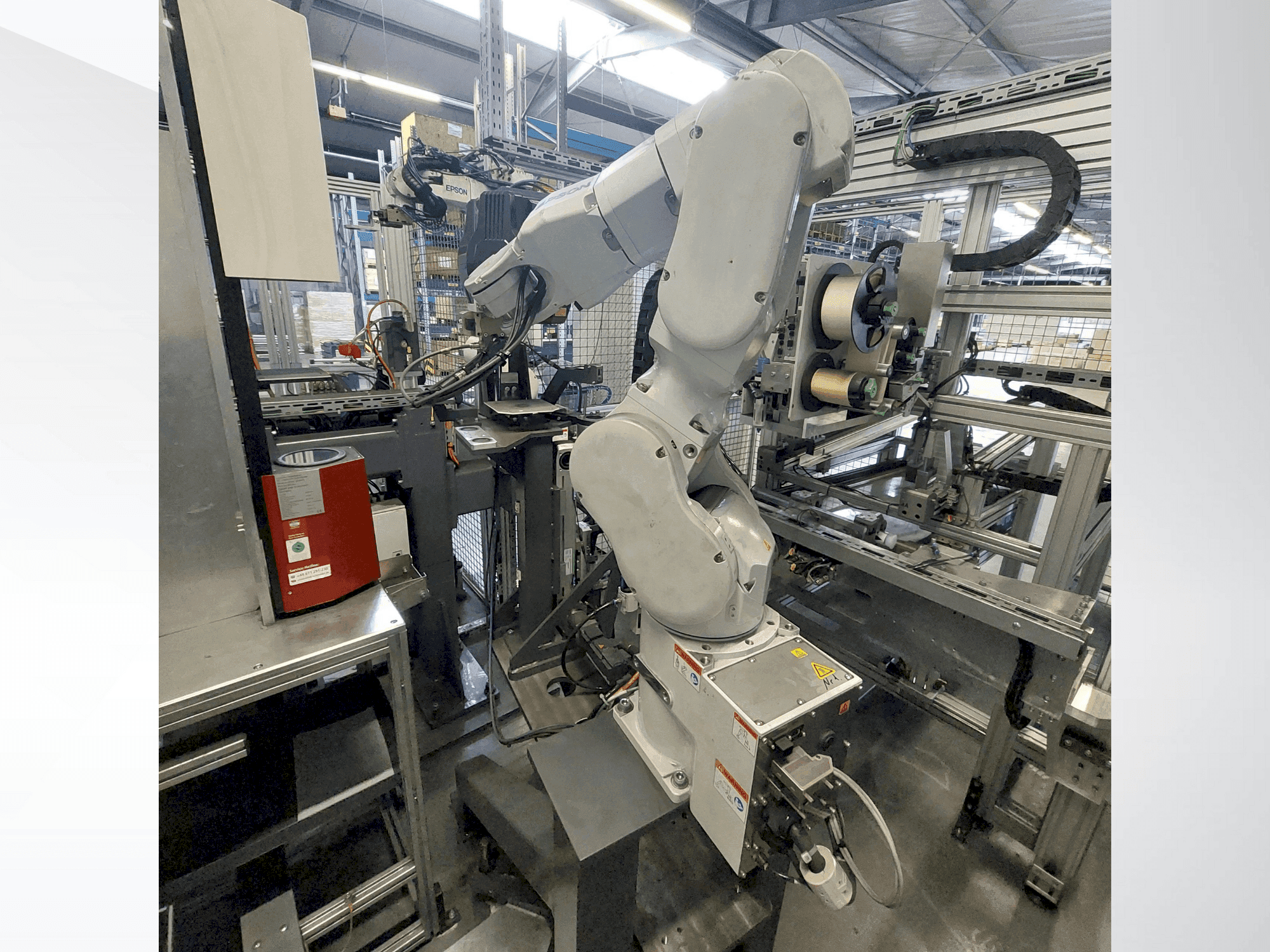 Vista frontal de la máquina EPSON C8A-901 S