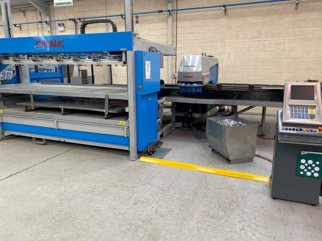 Vista frontal de la máquina Euromac MTX Flex 12 Hybrid