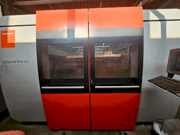 Vista frontal de la máquina Bystronic Bysprint Pro 3015