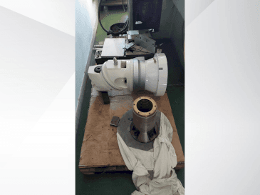 Vista frontal de la máquina MICROCUT HBM-4