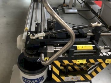 Detalle de la máquina UZMA UZH 51