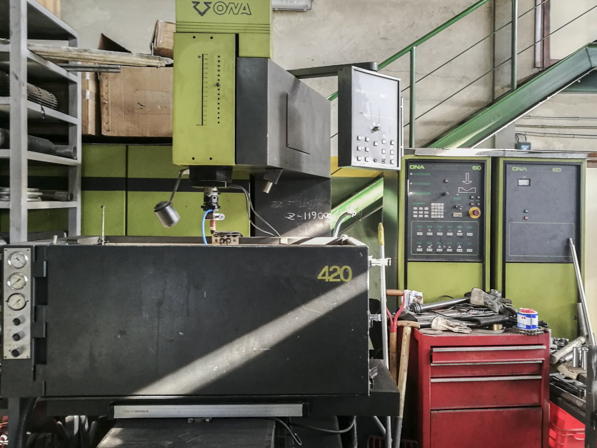 Vista frontal 1 de la máquina ONA ONOMATIC 420