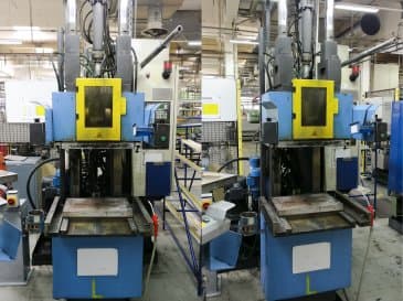 Vista frontal de la máquina Klöckner Desma 956.050