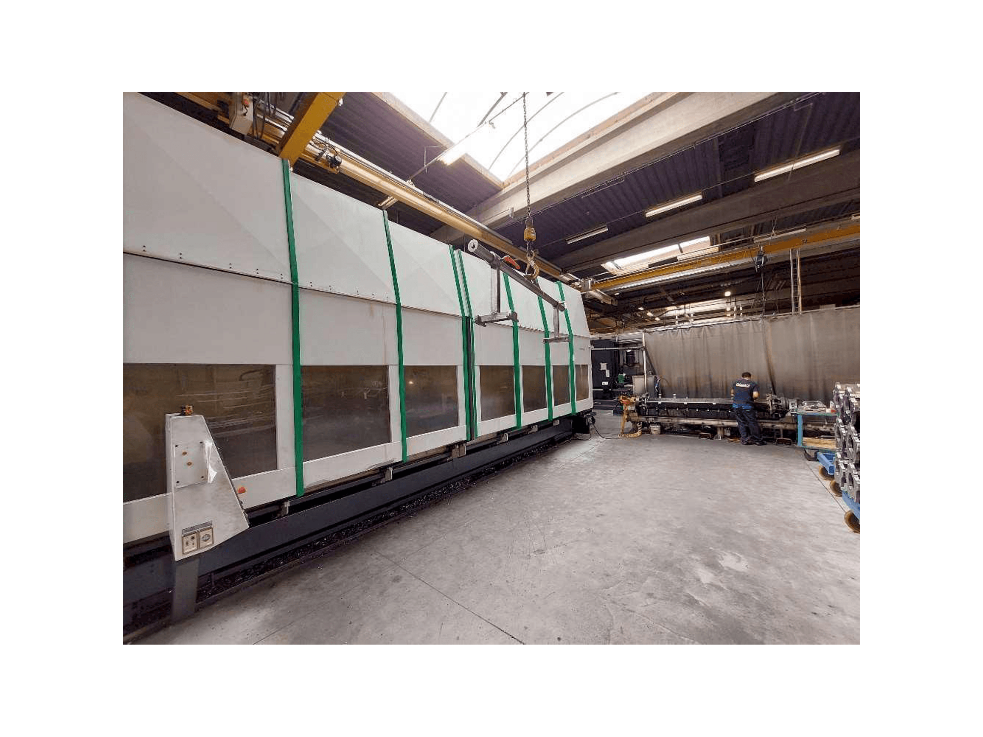 Front view of Unisign Univers 6 (A-as) machine