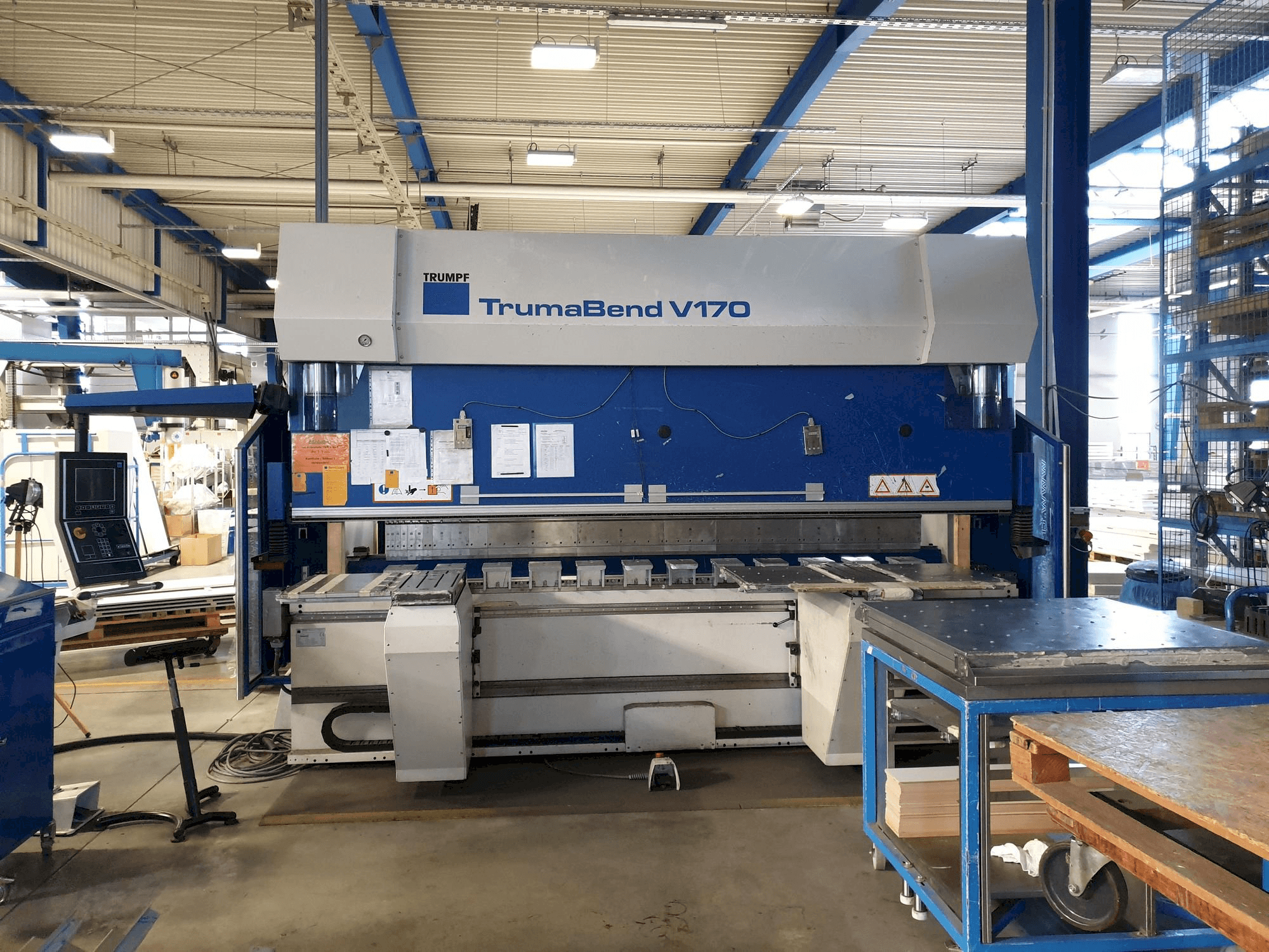 Front view of Trumpf TrumaBend V170 machine