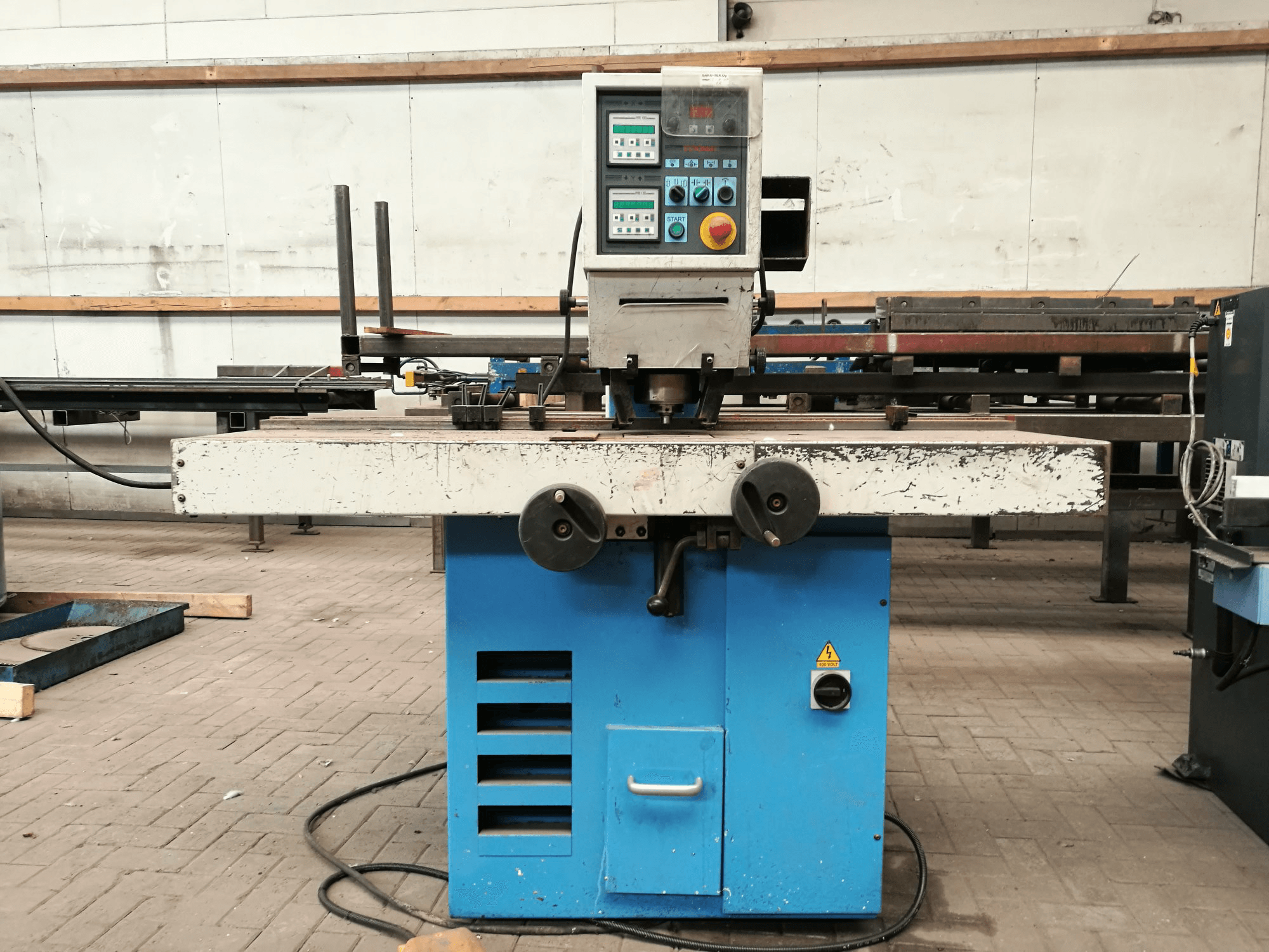 Front view of Euromac XP 750/25 Machine