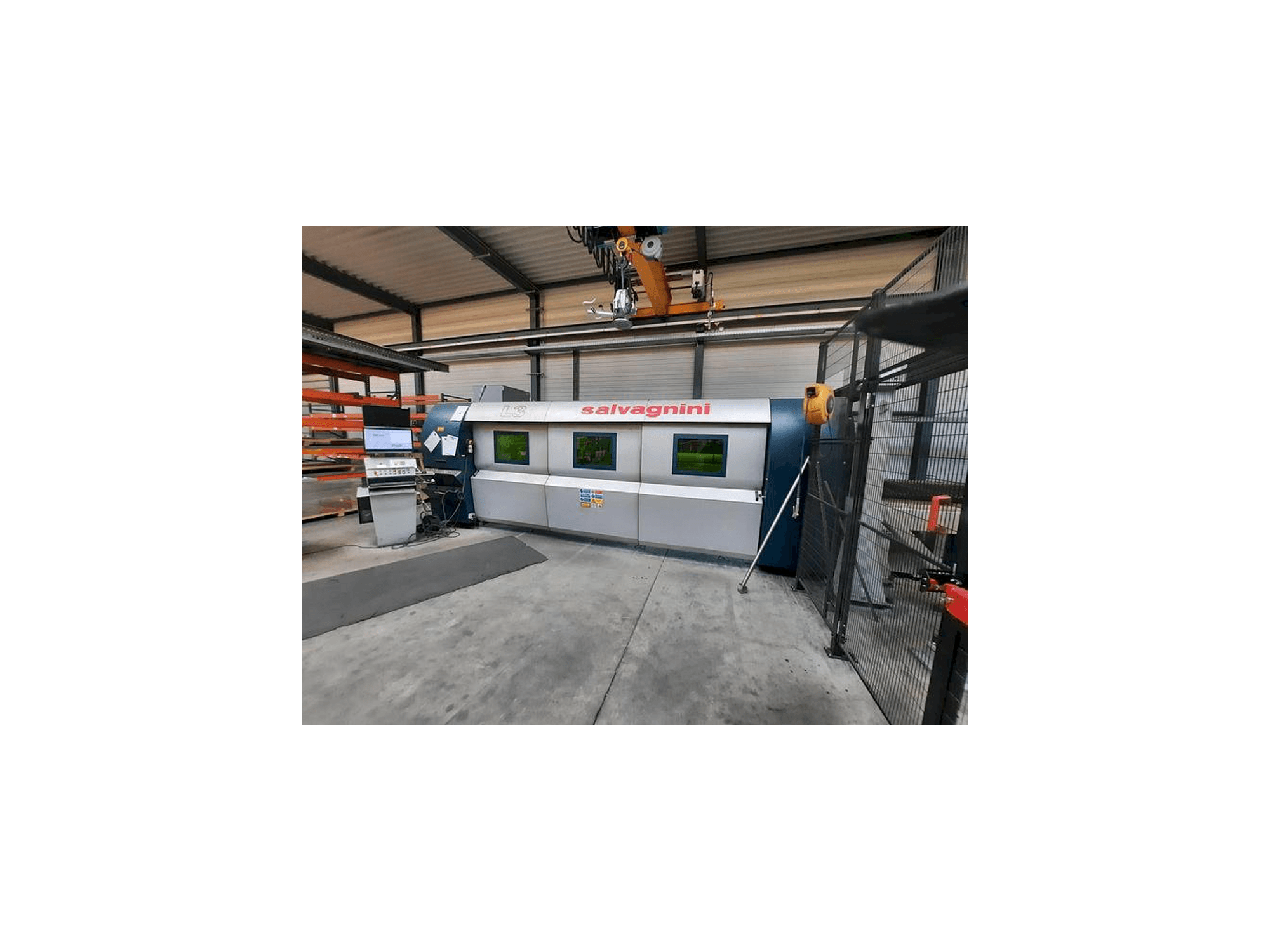 Front view of Salvagnini L3 - 4020 machine