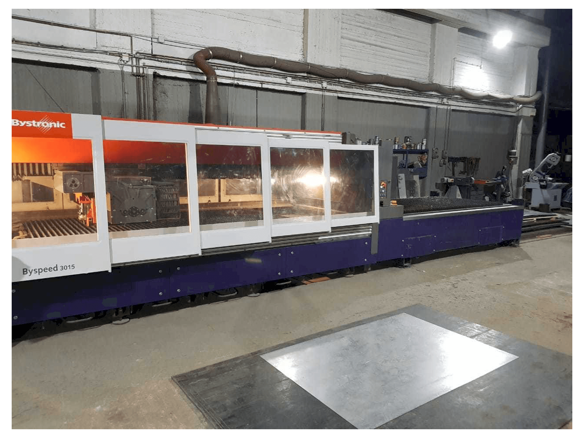 Front view of Bystronic BySpeed 3015 machine