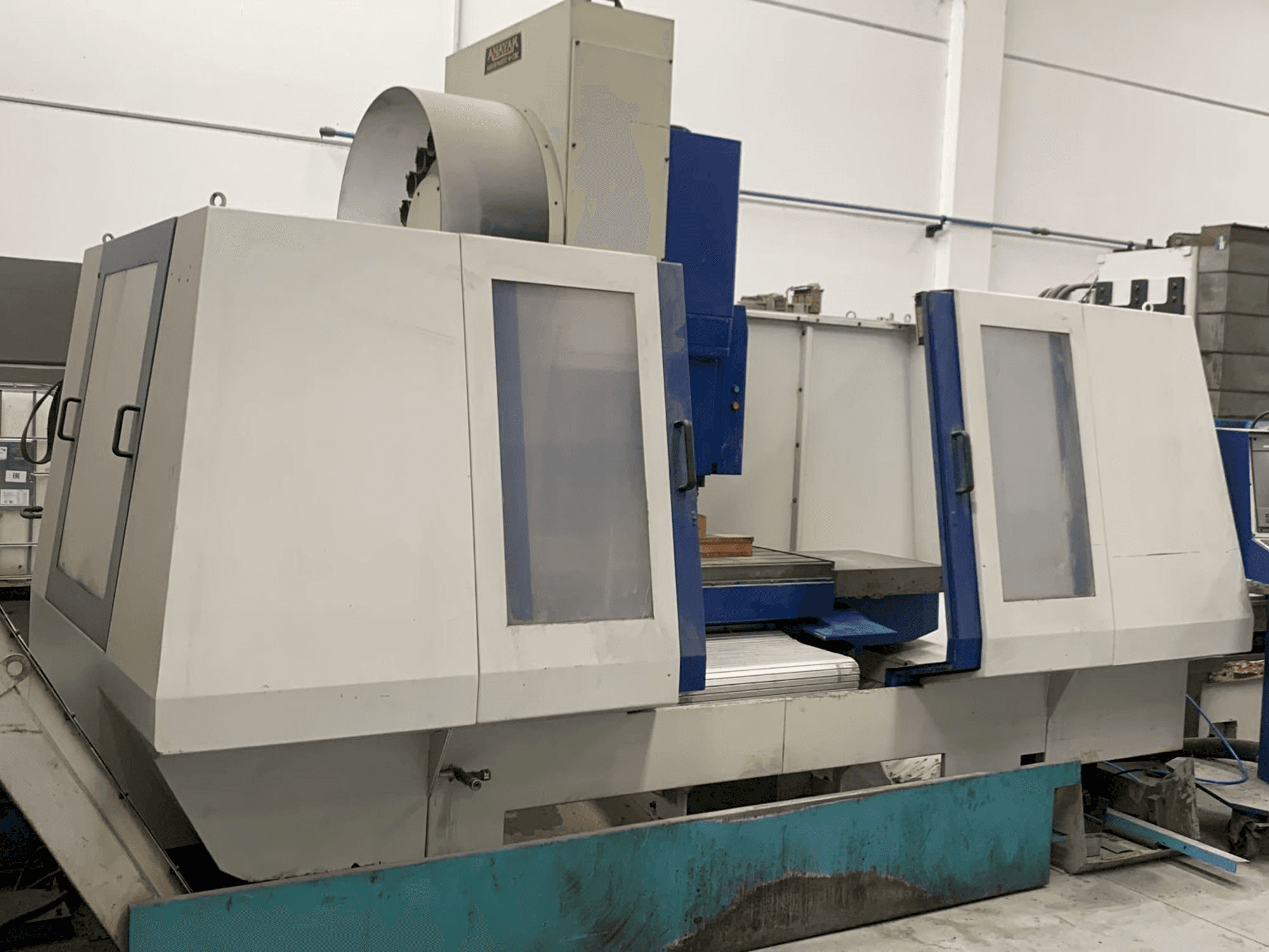 Front view of ANAYAK Anakmatik-9 machine