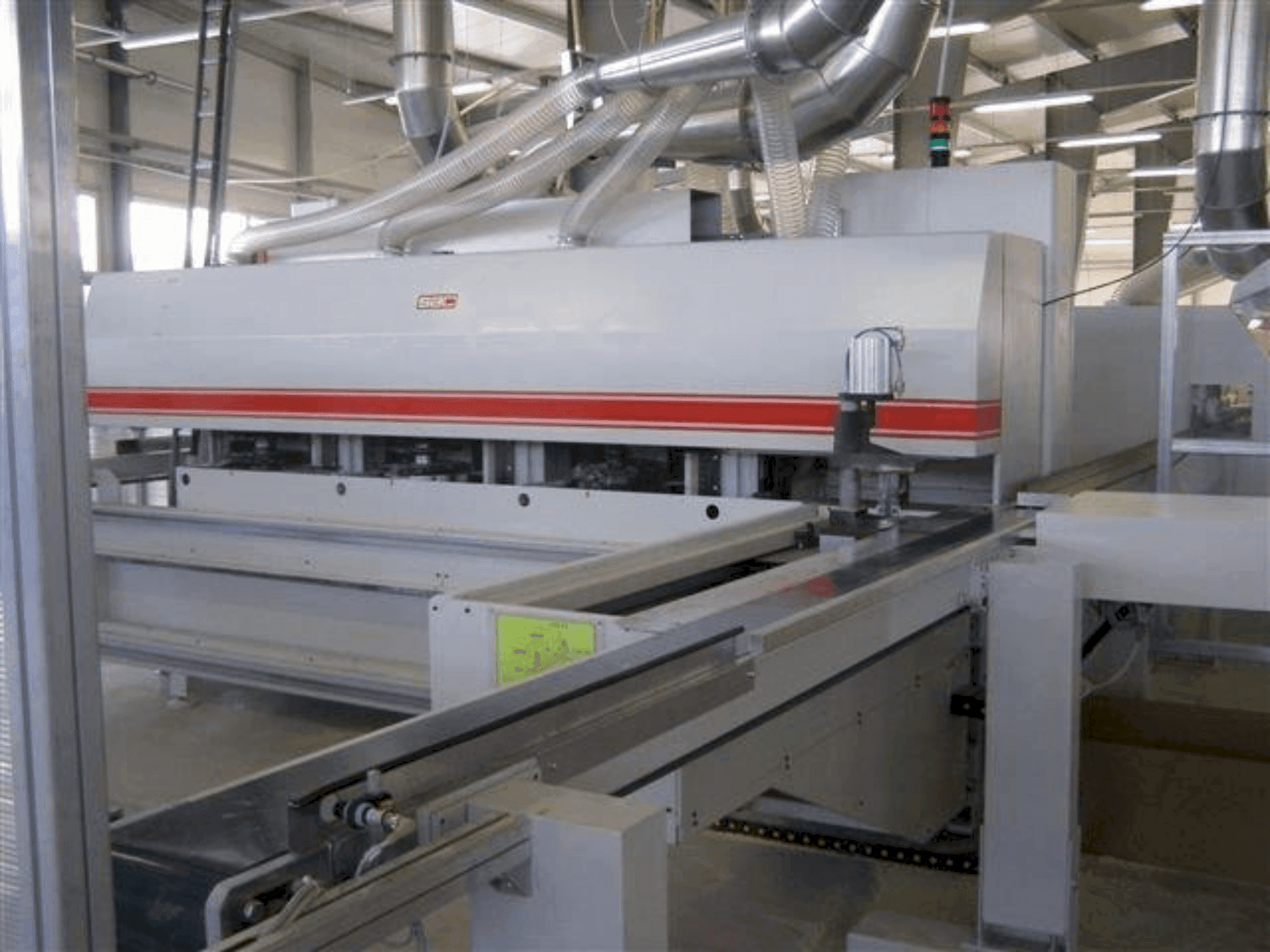 Front view of SAC F300 machine